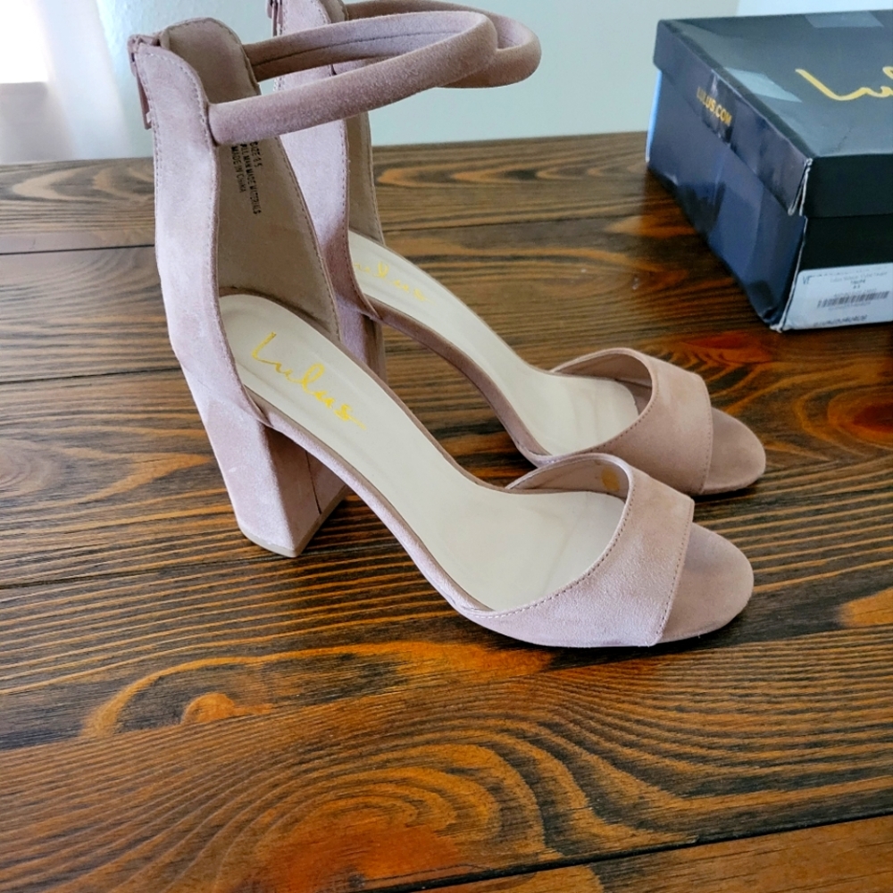 Lulus sidecar cutie taupe heels-size 8.5